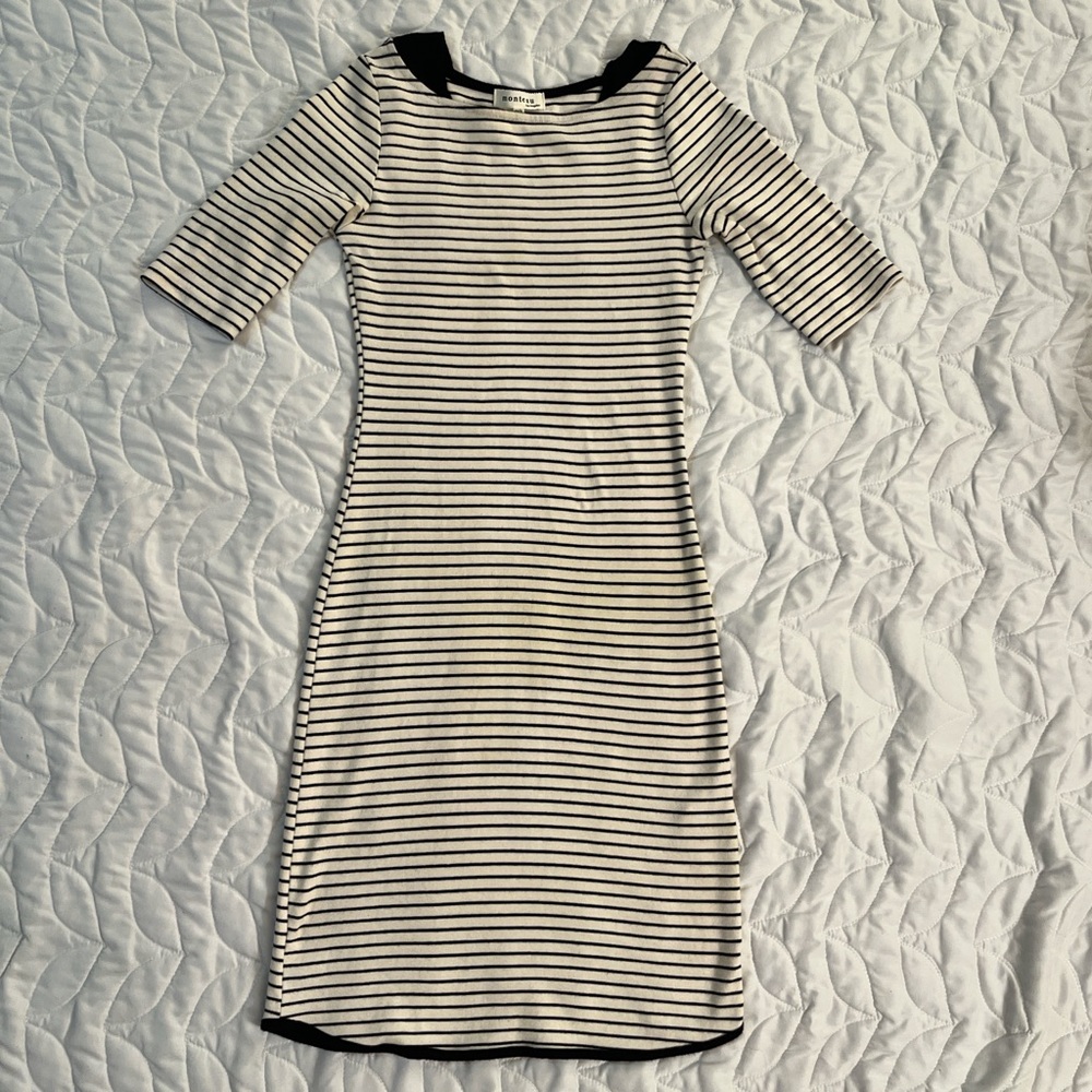 Striped Bodycon Mini Dress by Monteau Los Angeles, 3/4 sleeves, size xs - Picture 3 of 7